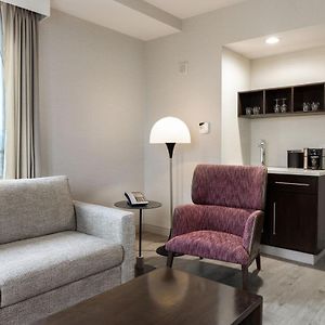 One-Bedroom King Suite Sofa Bed Whirlpool
